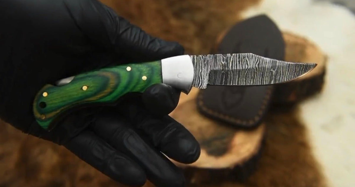 Best Folding Hunting Knife – 3" Damascus Blade with Wood Handle & Leather Case - SNOODBANGER customs