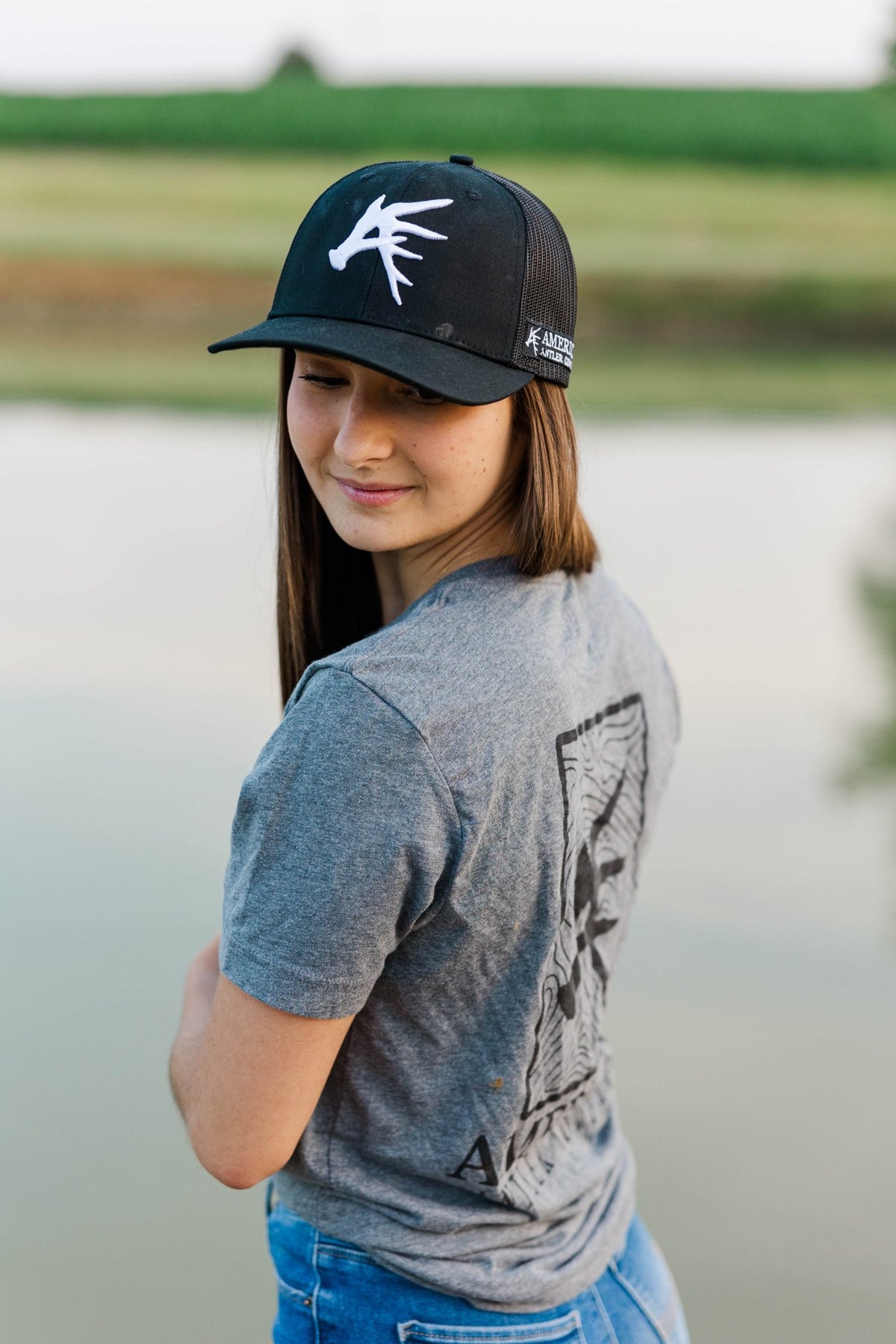 Black Antler Symbol Snapback Hat - SNOODBANGER customs
