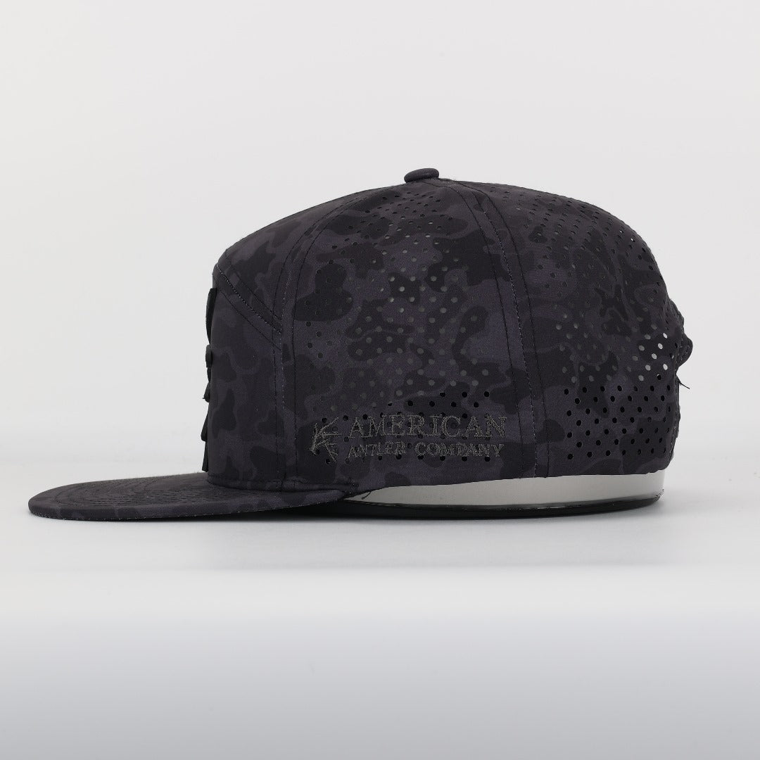 Black Marsh Duck Camo Back Country Performance Snapback Hat - SNOODBANGER customs