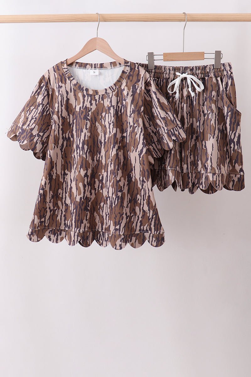 Camouflage scalloped mom&me shorts set - SNOODBANGER customs