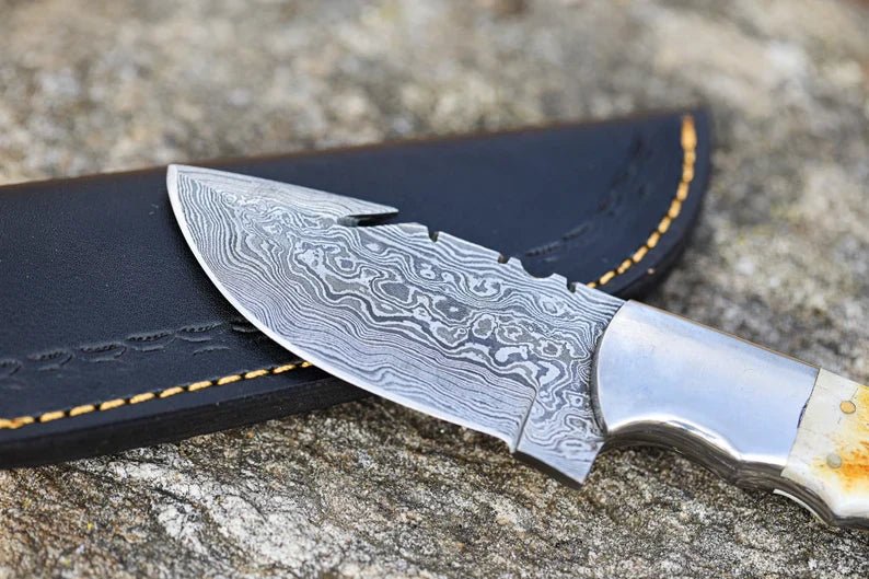 Hunting Skinner Knife Handmade Damascus Steel - SNOODBANGER customs