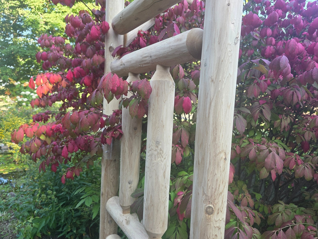 Outdoor Wooden Arbor - SNOODBANGER customs