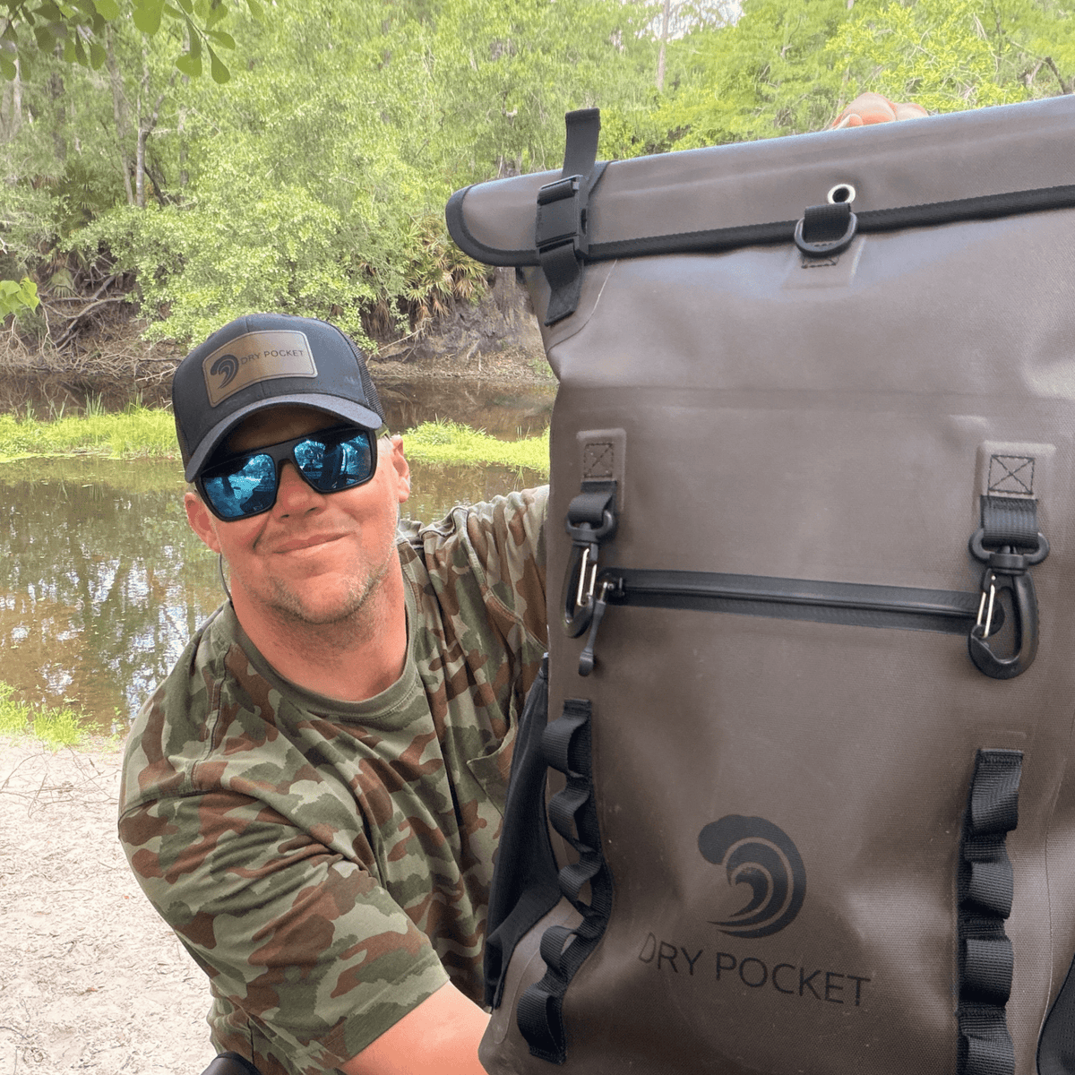 [PRE-ORDER] Waterproof Floating Backpack Dry Bag - Olive Night [Arriving August] - SNOODBANGER customs