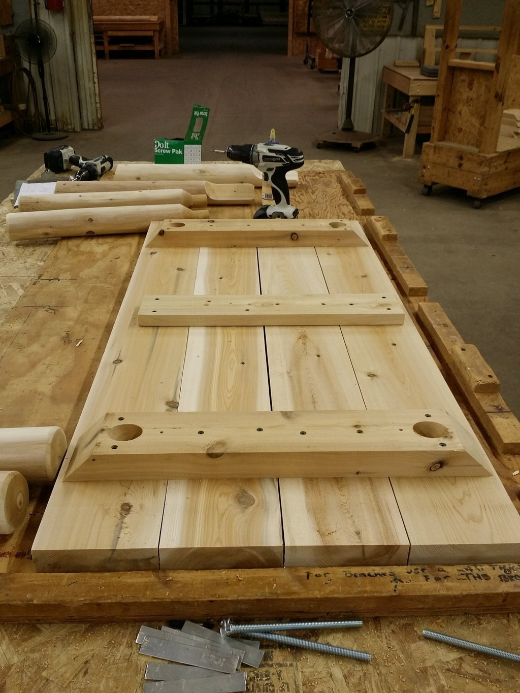 Solid Wood Farmhouse Dining Table - SNOODBANGER customs